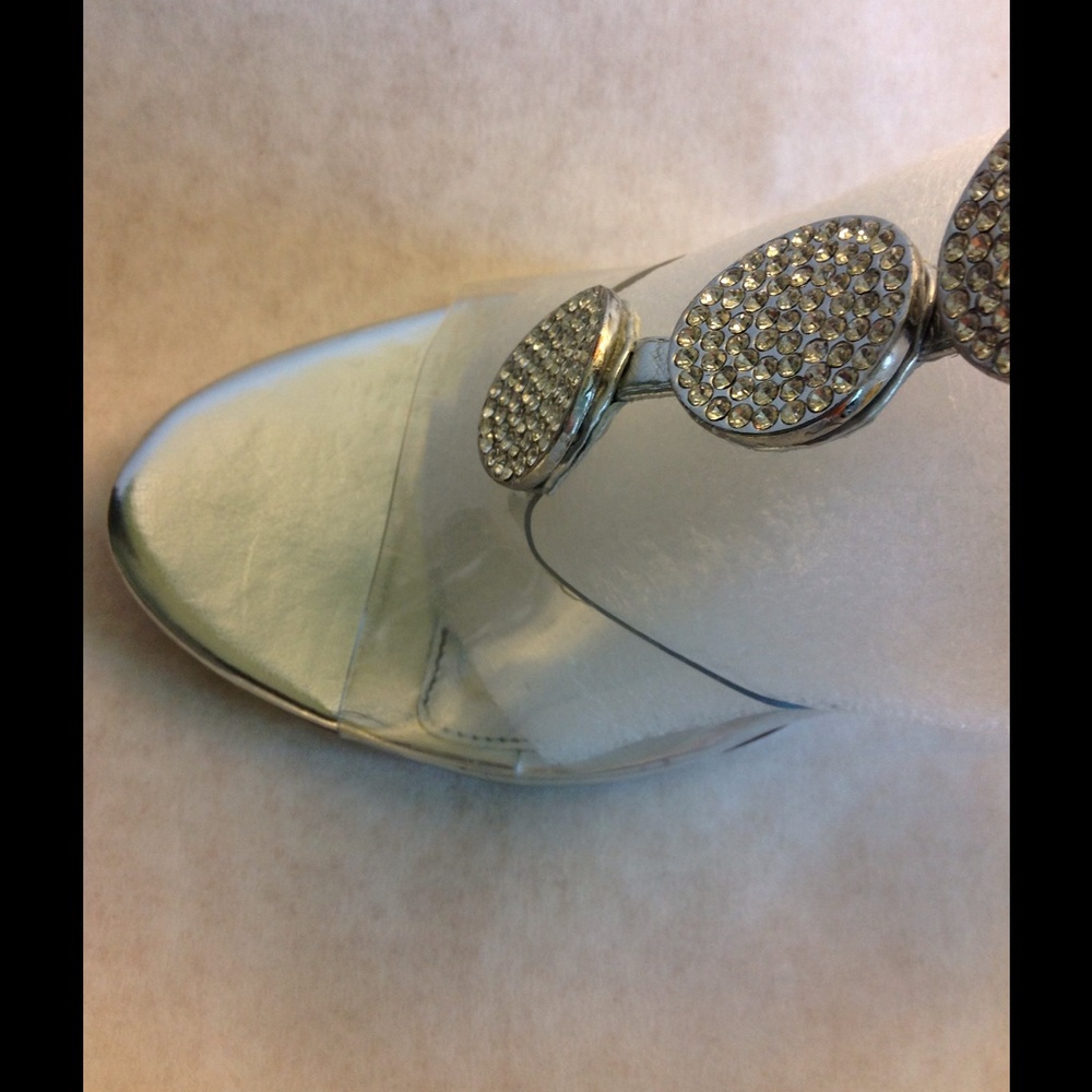 COPY - NINA, CLEAR VINYL & SILVER SHOES - Picture 3 of 4